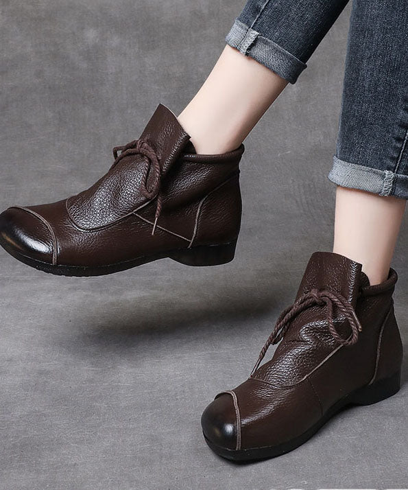 Elegantly Styled Boots for Everyday Wear