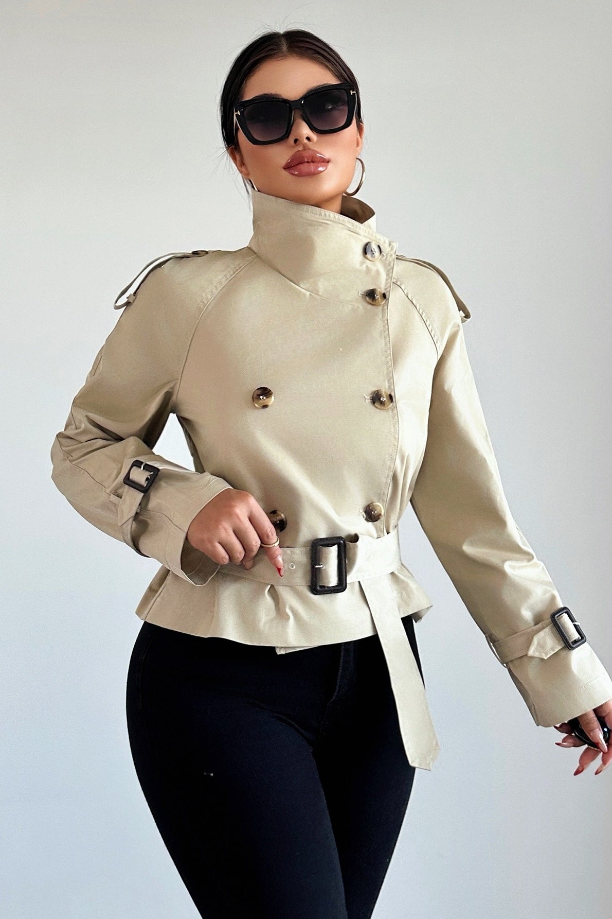 Gracefully Styled Jacket for Any Occasion