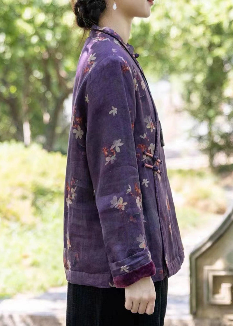 Well Tailored Blouse with a Graceful Silhouette