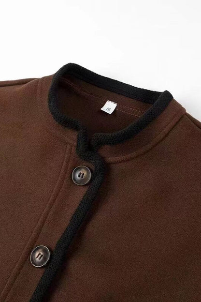 Beautifully Finished Coat in a Timeless Design