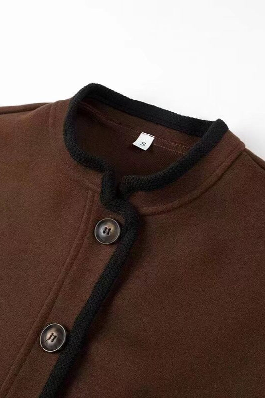 Beautifully Finished Coat in a Timeless Design