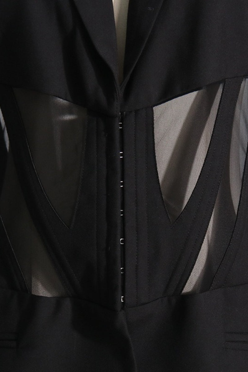 Effortlessly Elegant Garment with a Timeless Design