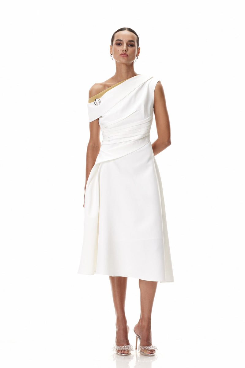 Effortlessly Elegant Dress with a Timeless Design