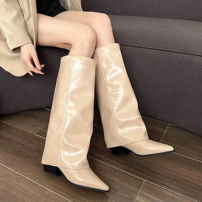Beautifully Finished Boots in a Timeless Design