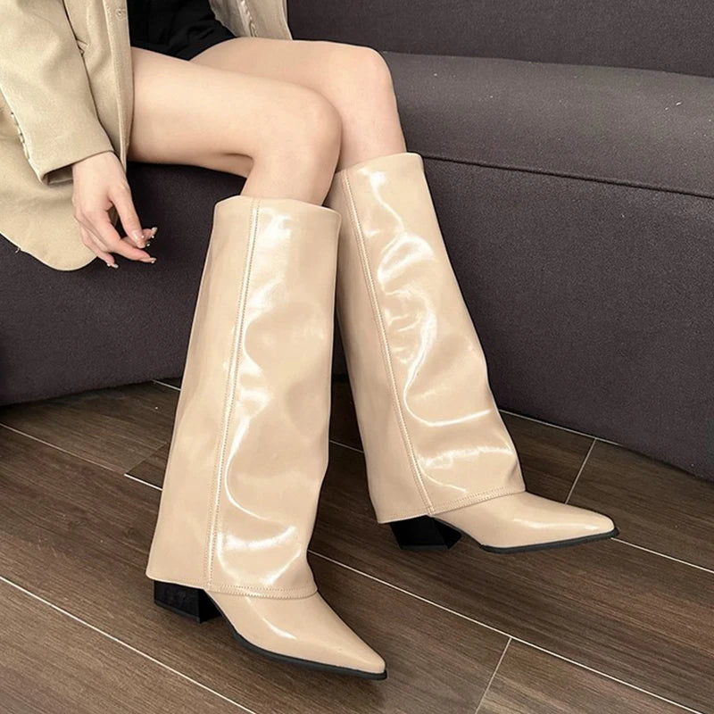 Beautifully Finished Boots in a Timeless Design