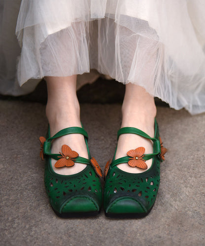 Well Tailored Shoes with a Graceful Silhouette