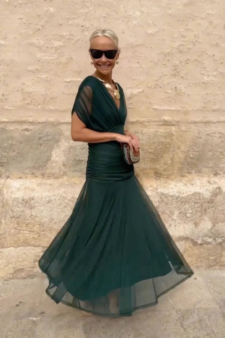 Sophisticated Dress with a Clean Classic Look