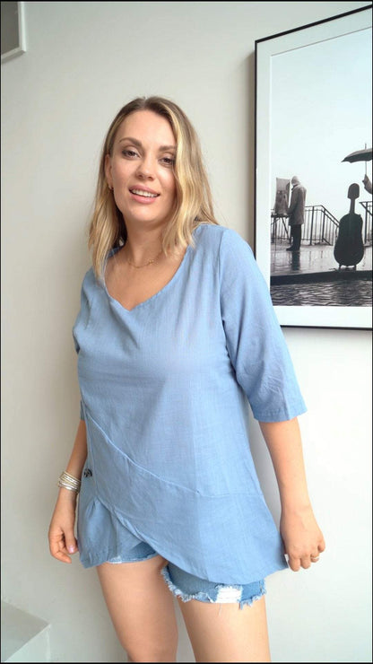Classic Vintage Top with a Flattering Fit