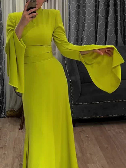 Polished Dress with an Effortless Classic Look