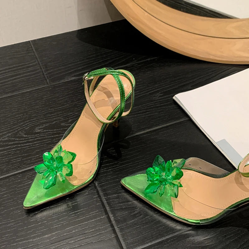 Well Tailored Heels with a Graceful Silhouette