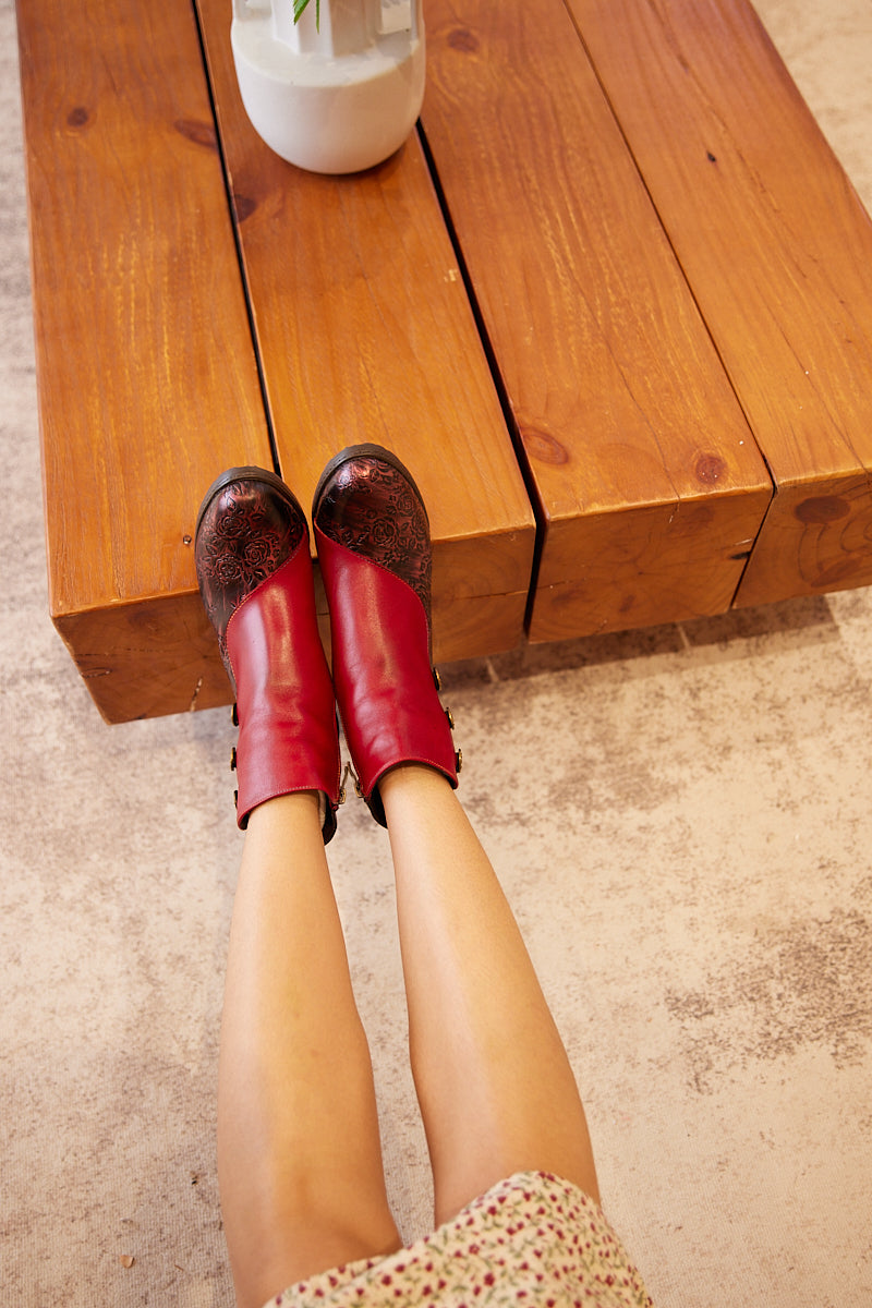 Sophisticated Boots with a Clean Classic Look