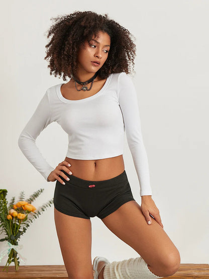 Well Tailored Garment with a Graceful Silhouette