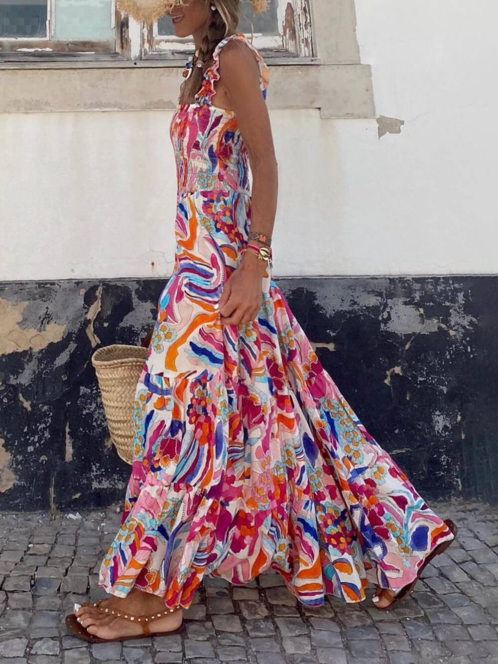 Classic Vintage Dress with a Flattering Fit