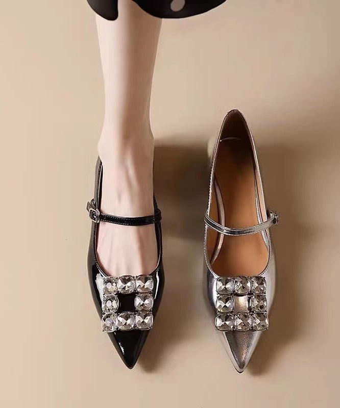 Elegantly Styled Shoes for Everyday Wear