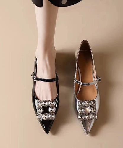 Elegantly Styled Shoes for Everyday Wear