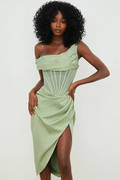 Gracefully Styled Swimsuit for Any Occasion