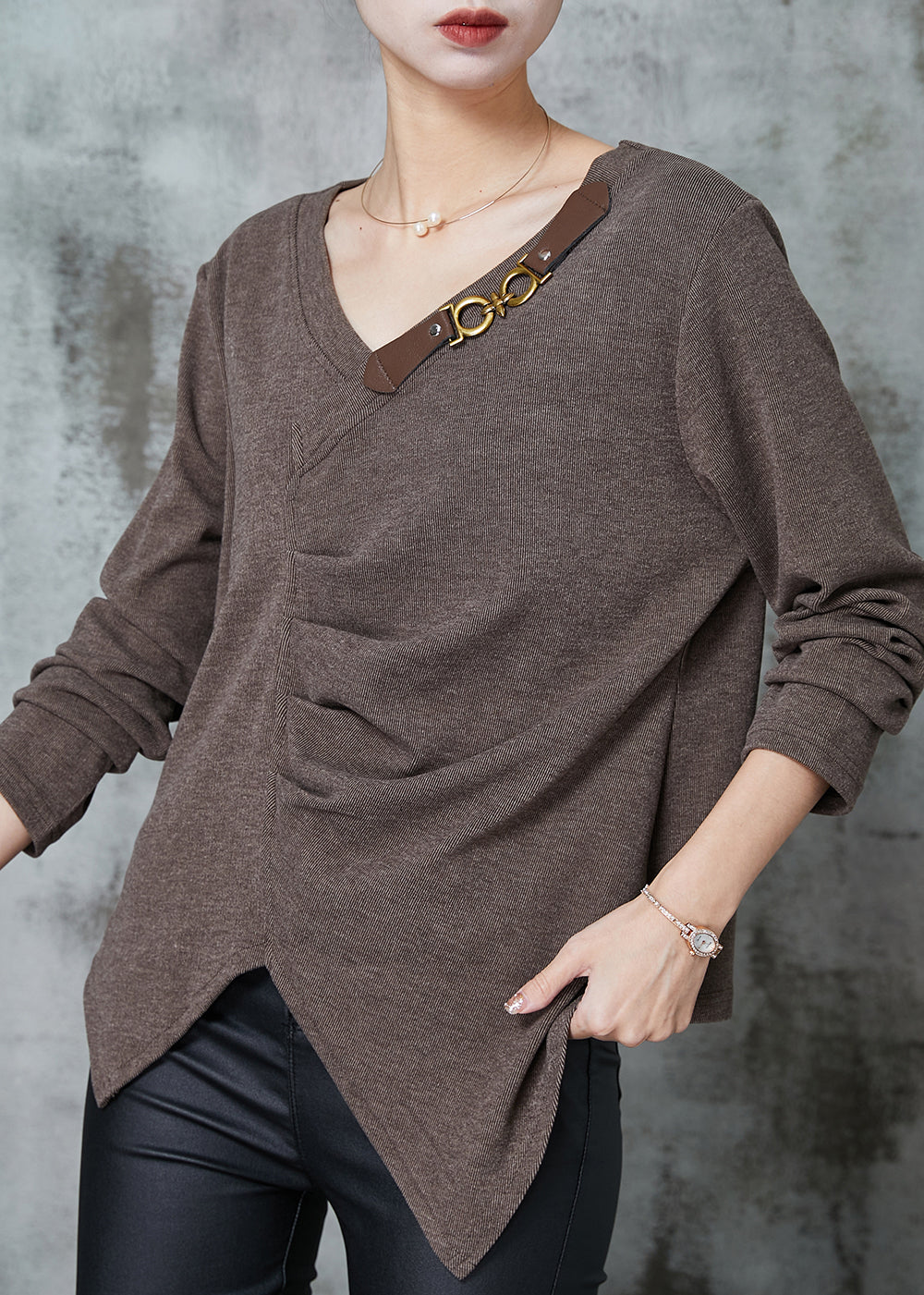 Classic Vintage Shirt with a Flattering Fit