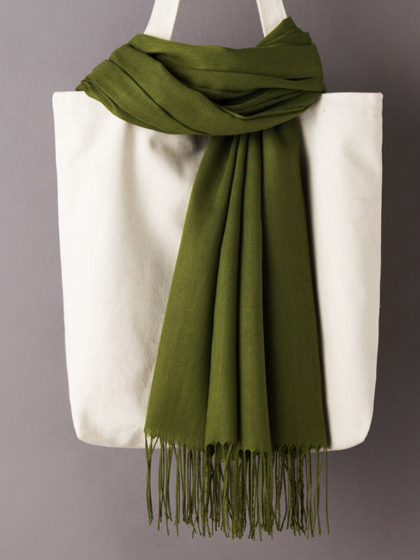 Effortlessly Elegant Garment with a Timeless Design
