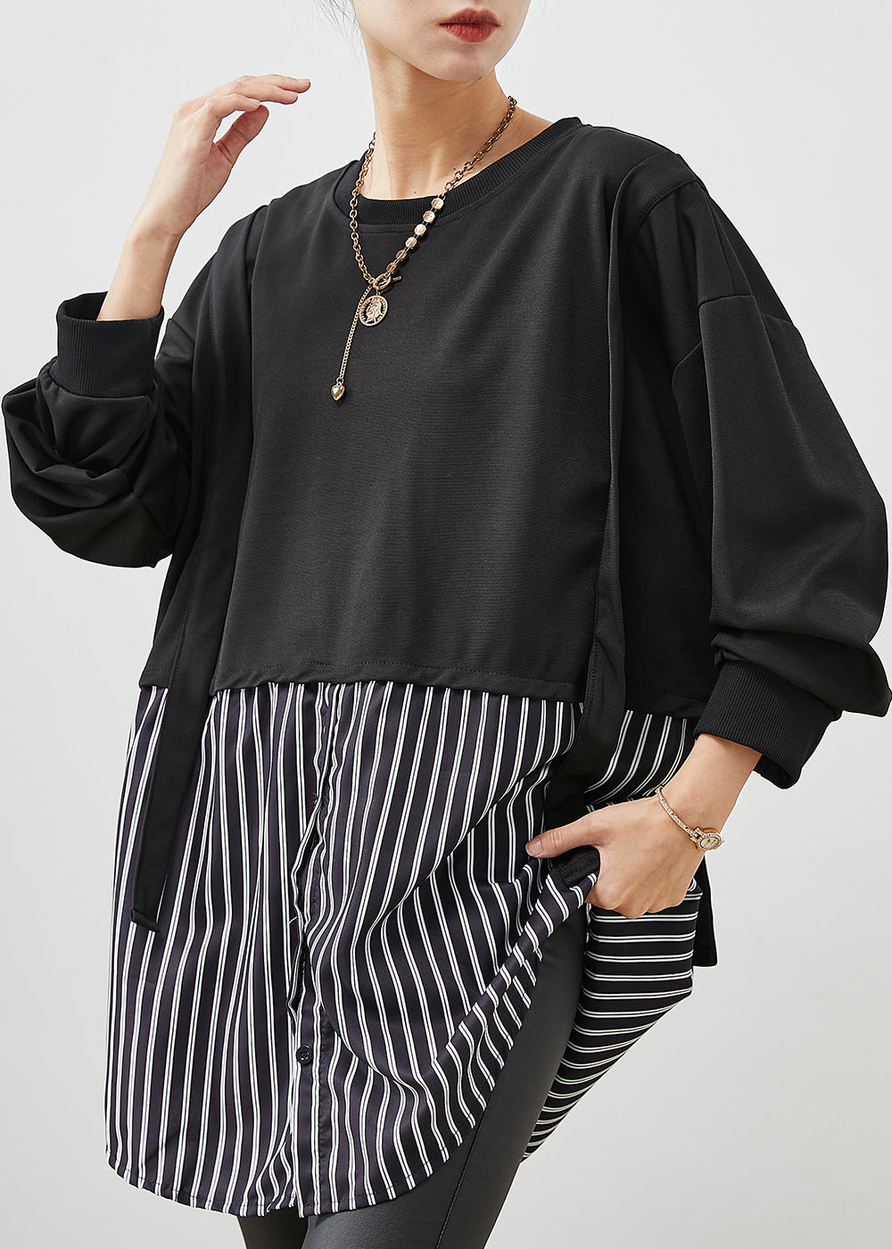 Effortlessly Elegant Shirt with a Timeless Design