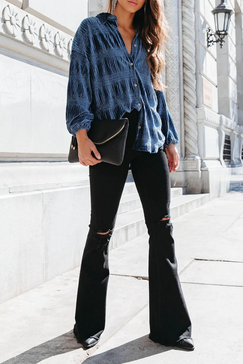 Classic Vintage Top with a Flattering Fit