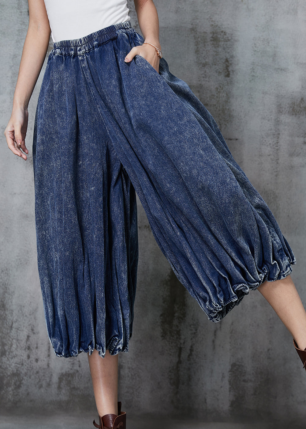 Classic Vintage Pants with a Flattering Fit