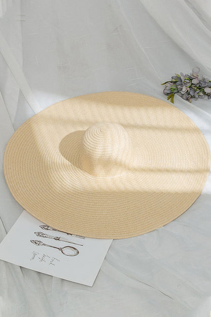 Effortlessly Elegant Garment with a Timeless Design