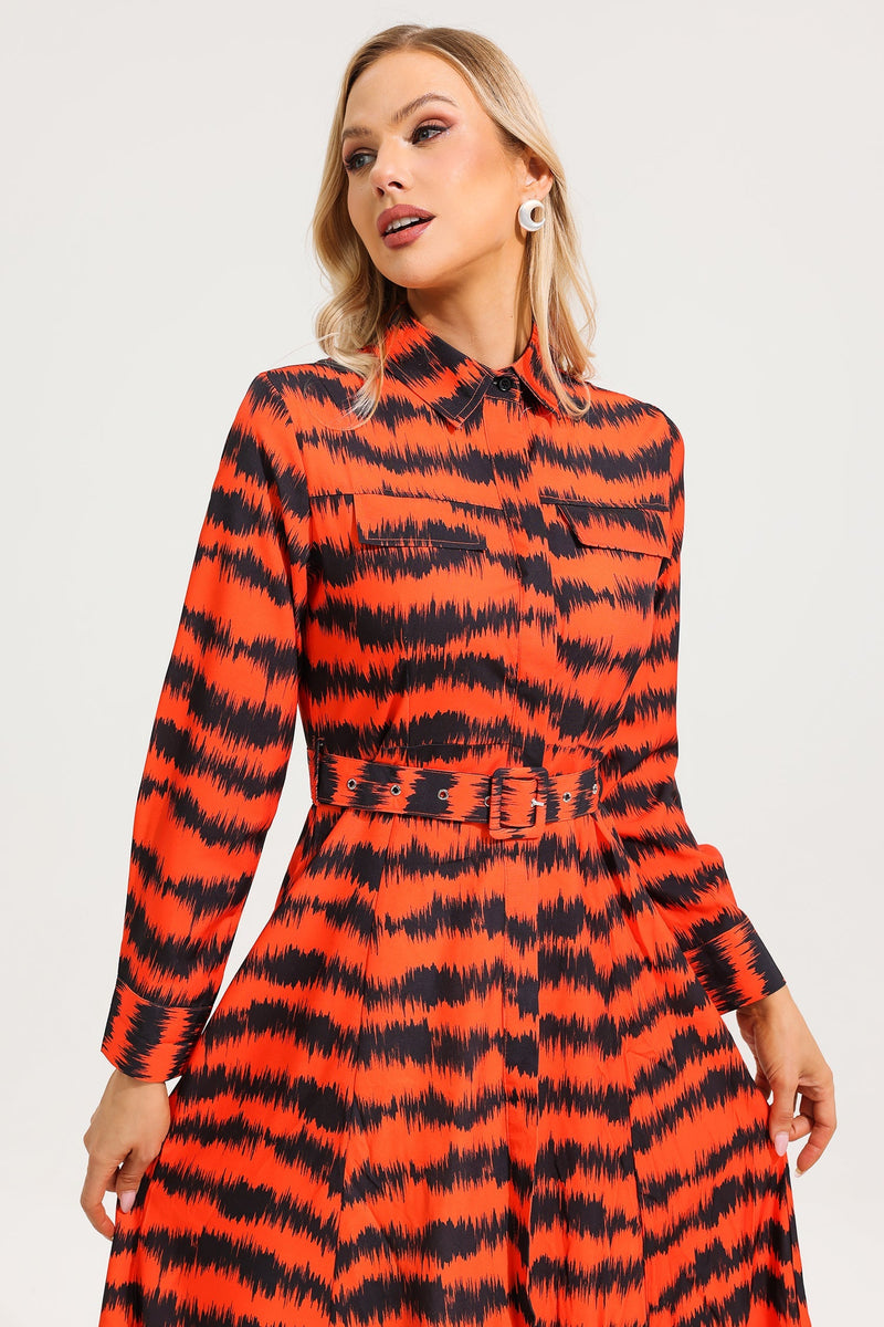Gracefully Styled Dress for Any Occasion