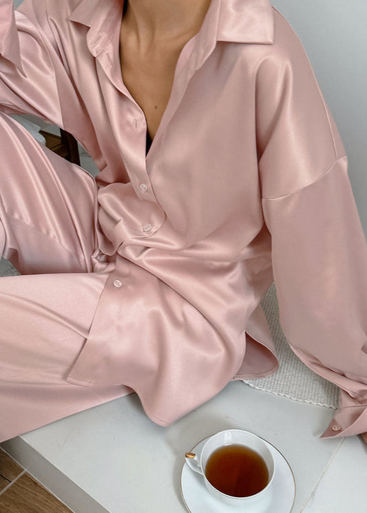 Effortlessly Elegant Shirt with a Timeless Design