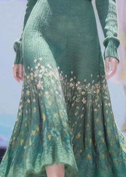 Well Tailored Sweater with a Graceful Silhouette