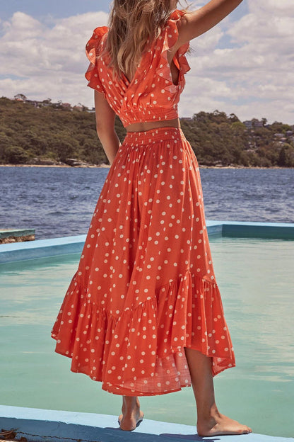 Effortlessly Elegant Garment with a Timeless Design