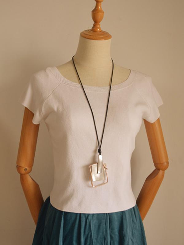 Sophisticated Garment with a Clean Classic Look