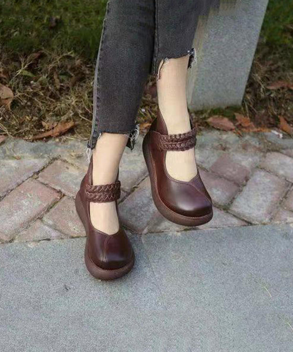 Beautifully Finished Boots in a Timeless Design