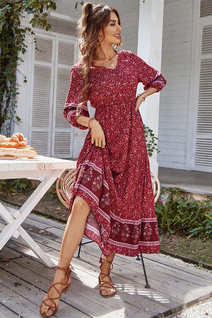 Effortlessly Elegant Dress with a Timeless Design