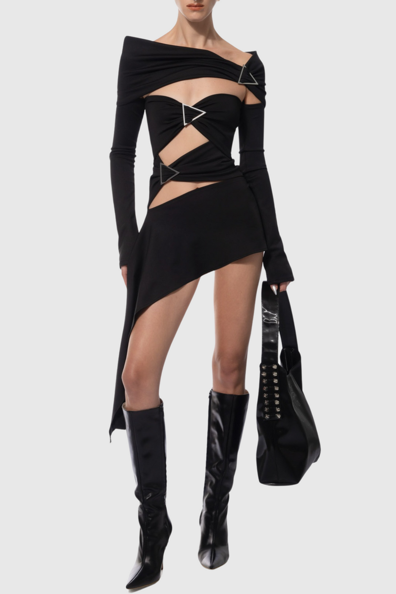 Gracefully Styled Dress for Any Occasion
