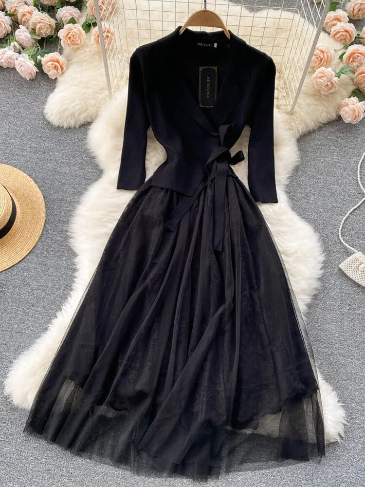 Well Tailored Dress with a Graceful Silhouette