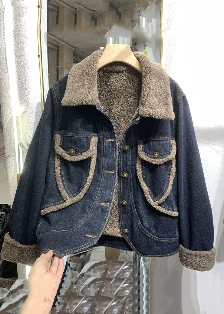Classic Vintage & Enduringly Stylish Coat