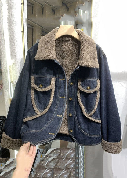 Classic Vintage & Enduringly Stylish Coat