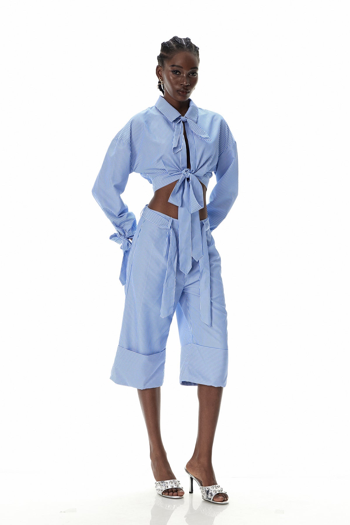 Classic Vintage Pants with a Flattering Fit