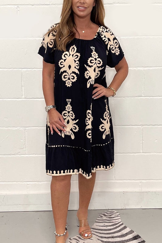 Classic Vintage & Enduringly Stylish Dress