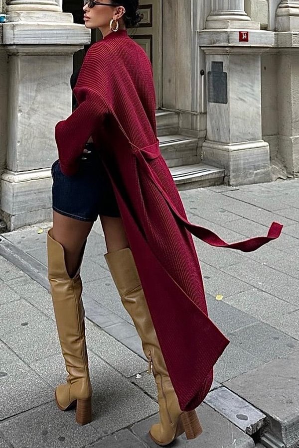 Effortlessly Elegant Cardigan with a Timeless Design