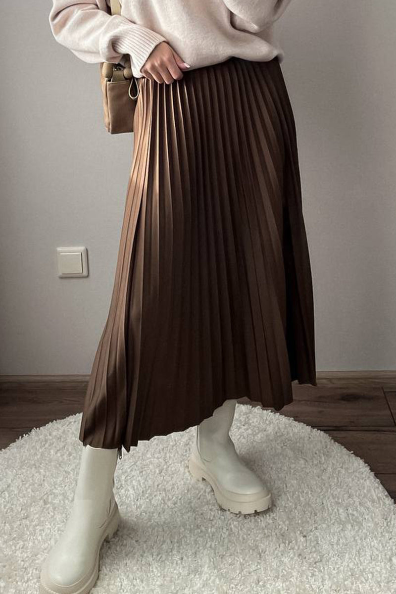 Beautifully Finished Garment in a Timeless Design