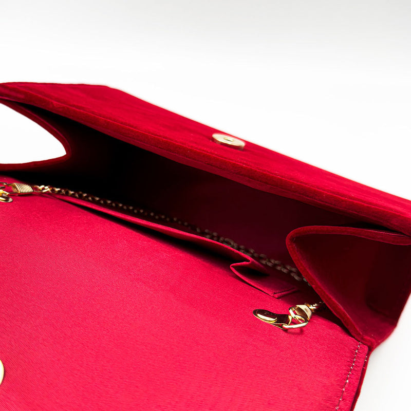 Effortlessly Elegant Bag with a Timeless Design