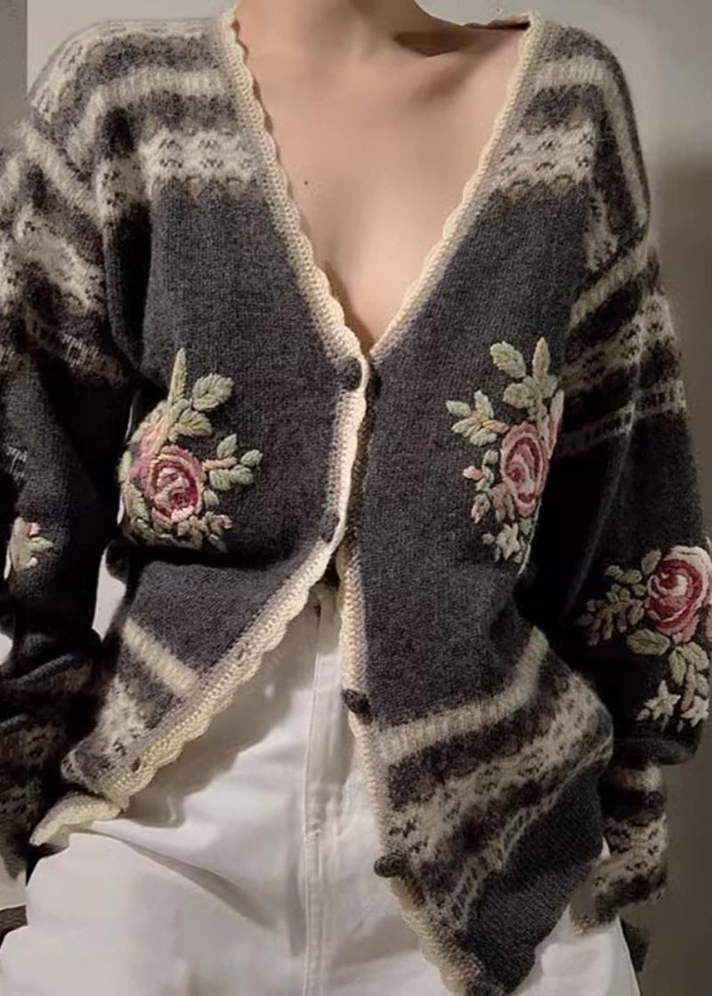 Elegantly Styled Cardigan for Everyday Wear