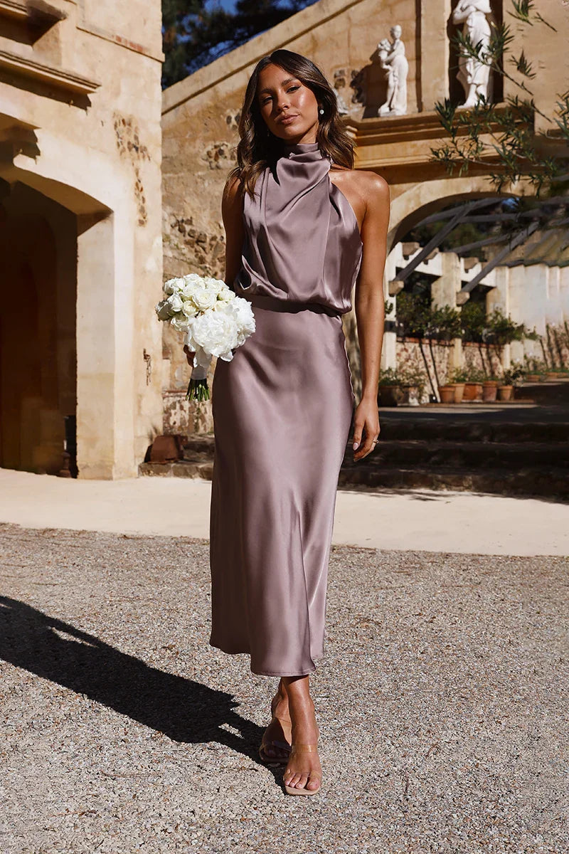 Polished Dress with an Effortless Classic Look