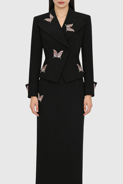 Gracefully Styled Garment for Any Occasion