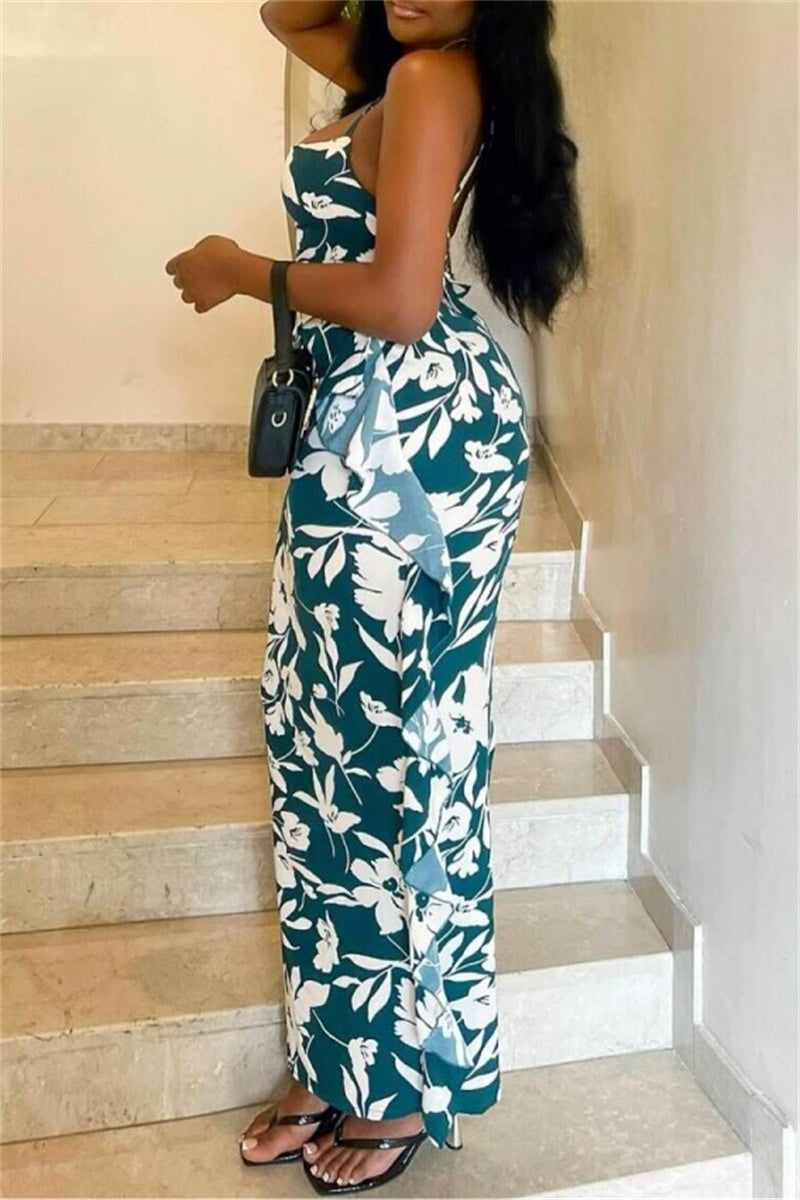 Effortlessly Elegant Garment with a Timeless Design