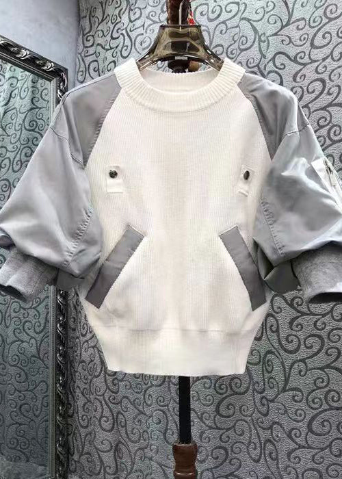 Well Tailored Top with a Graceful Silhouette