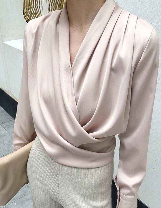 Beautifully Finished Blouse in a Timeless Design