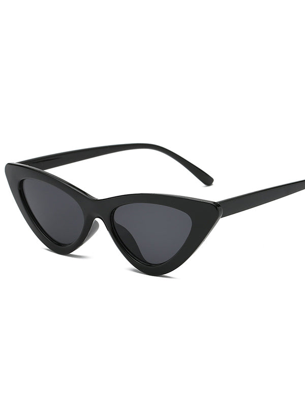 Sophisticated Garment with a Clean Classic Look