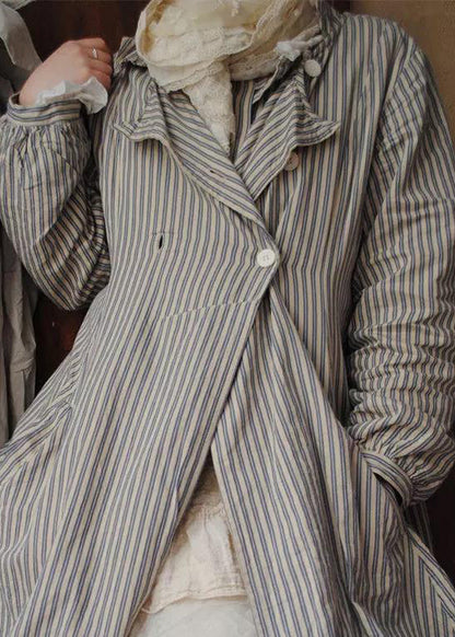 Effortlessly Elegant Coat with a Timeless Design